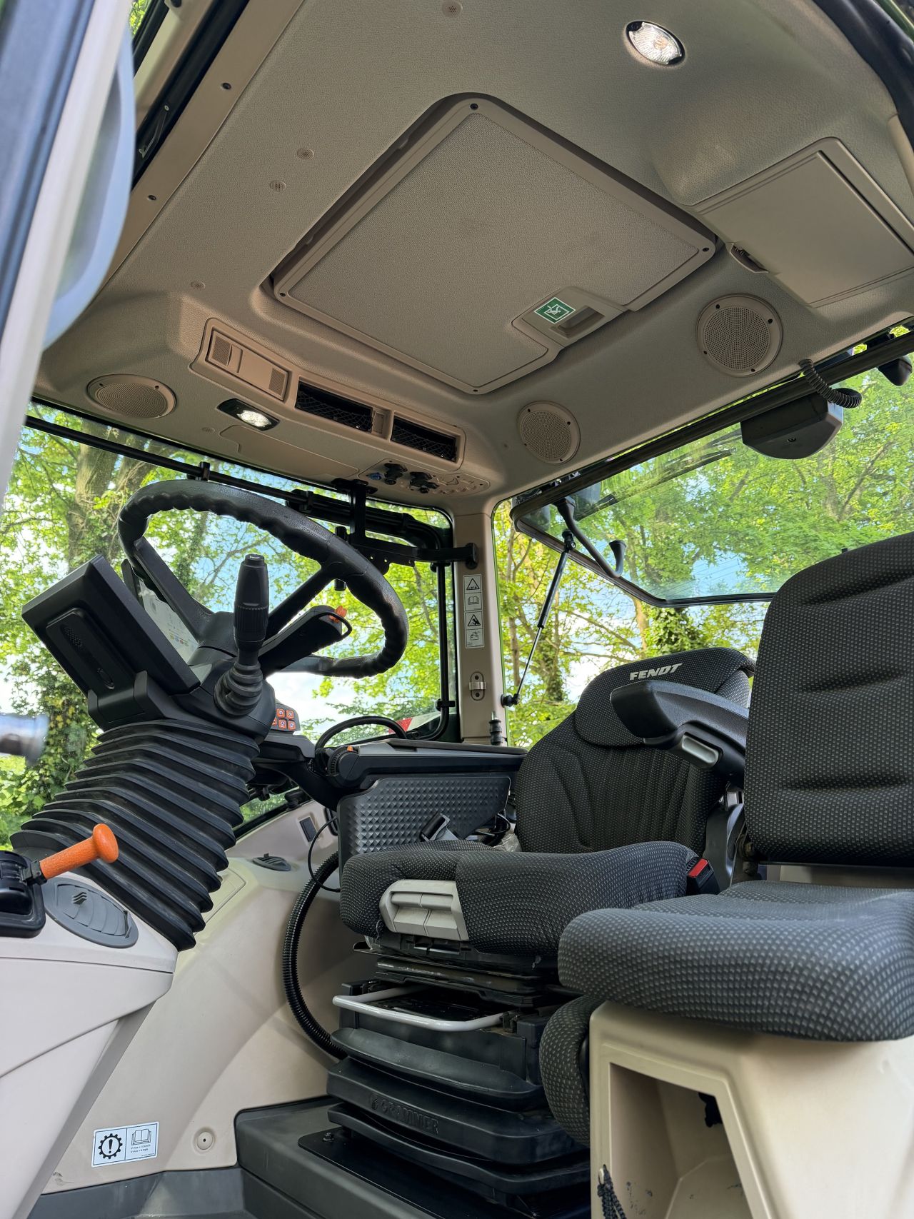 Fendt 724 Gen 6 met frontlader