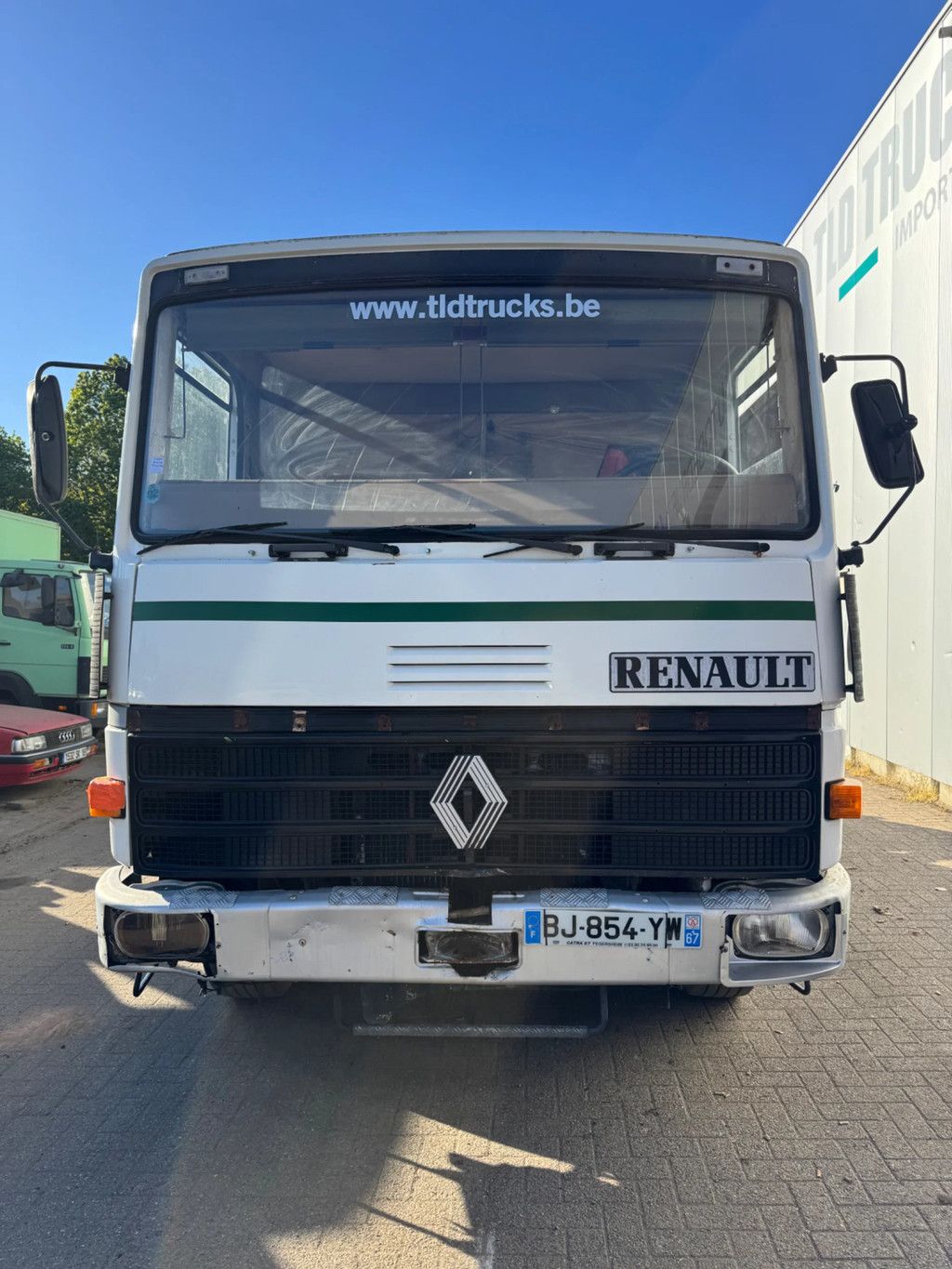 Renault R **R310-FRENCH TRUCK-TRACTEUR FRANCAIS**