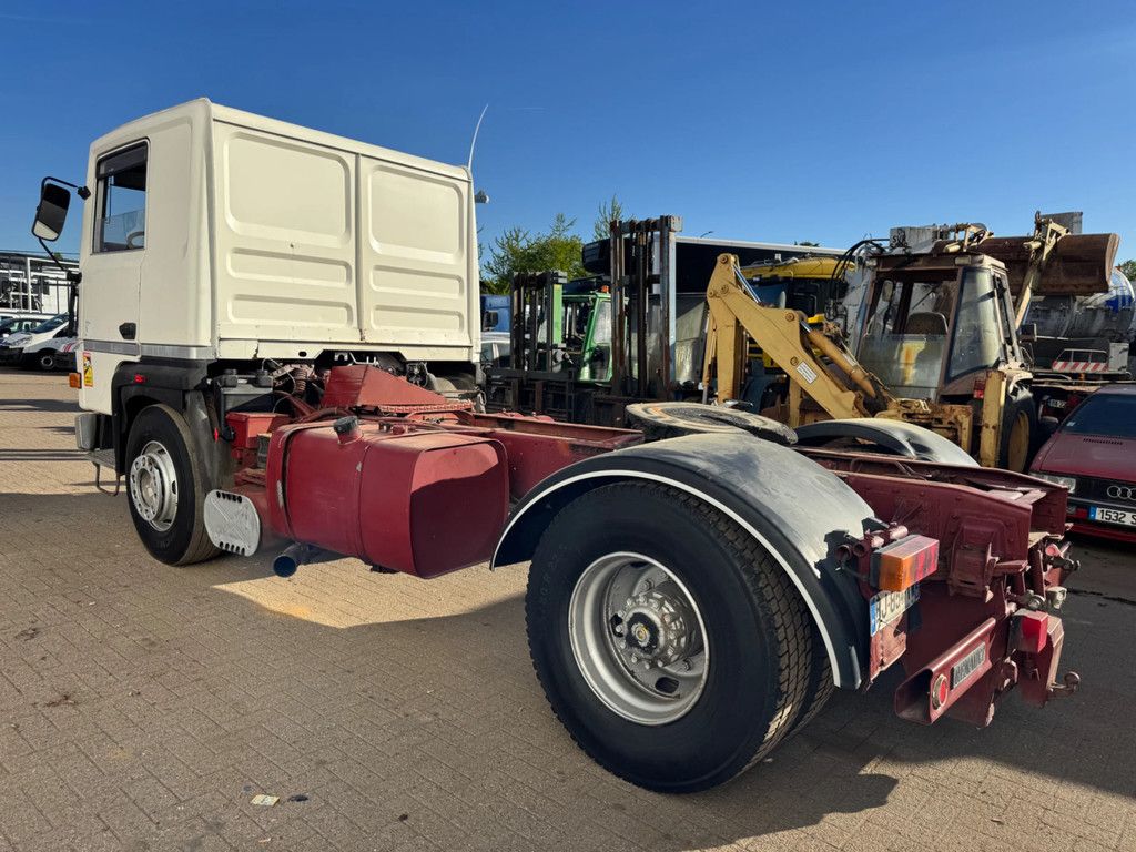 Renault R **R310-FRENCH TRUCK-TRACTEUR FRANCAIS**
