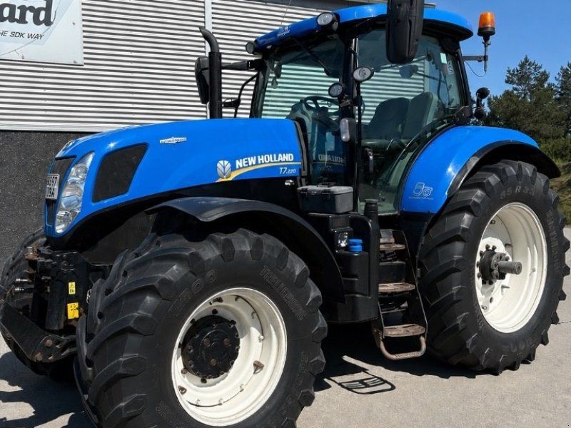 New Holland T 7.220 AC