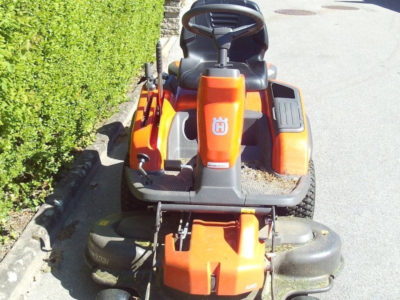 Husqvarna R 200IX AWD
