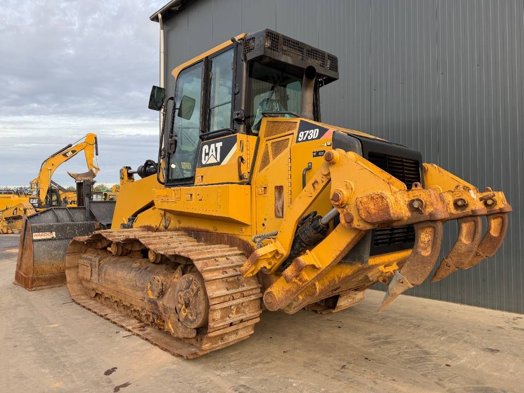 CAT 973D