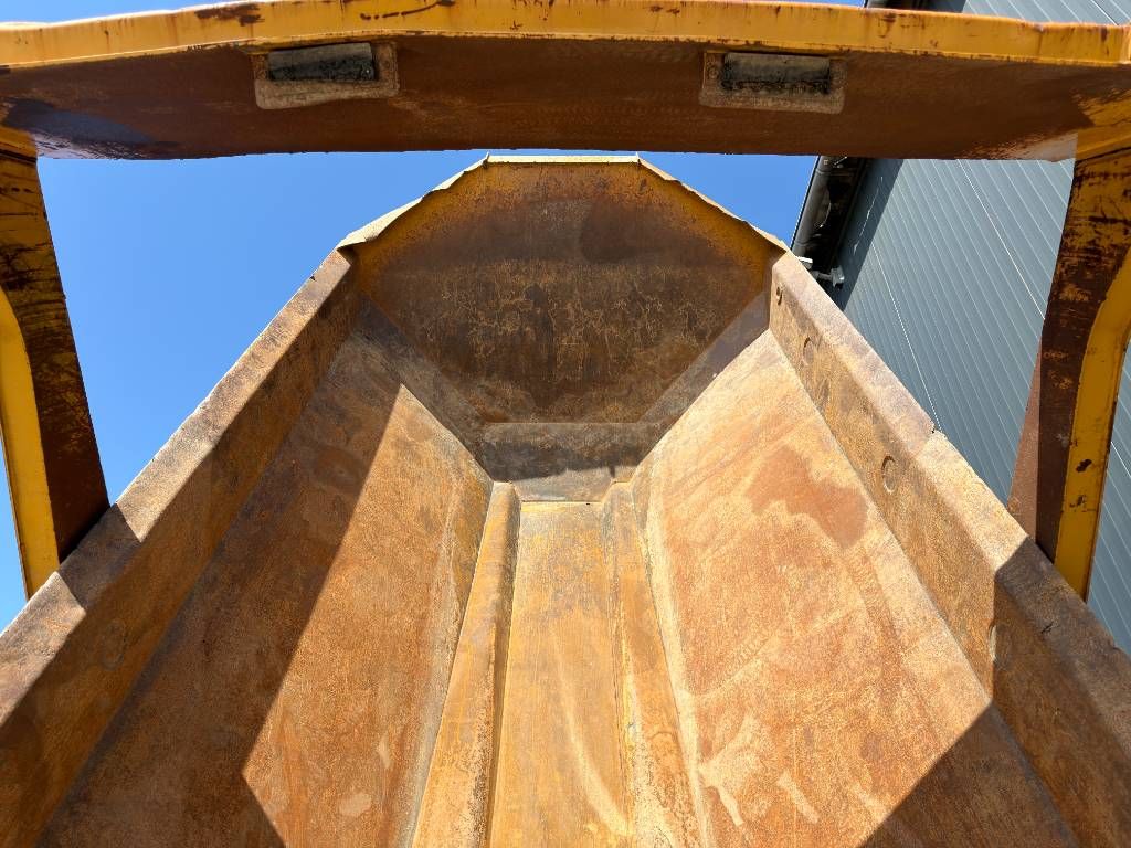 CAT 730C2