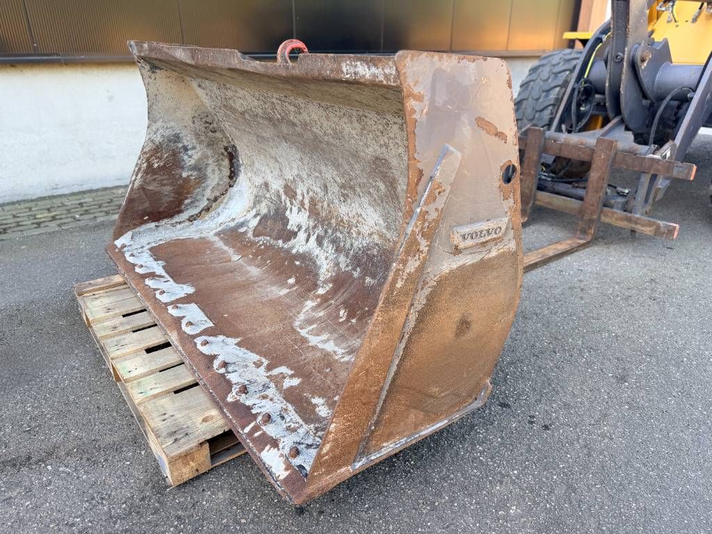 Volvo L30G