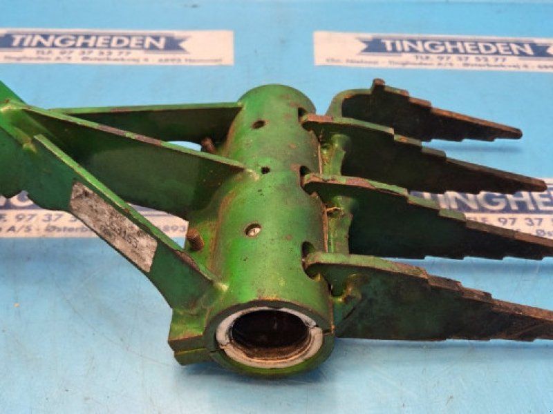 John Deere 592