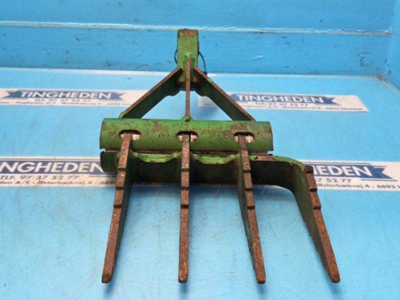John Deere 592