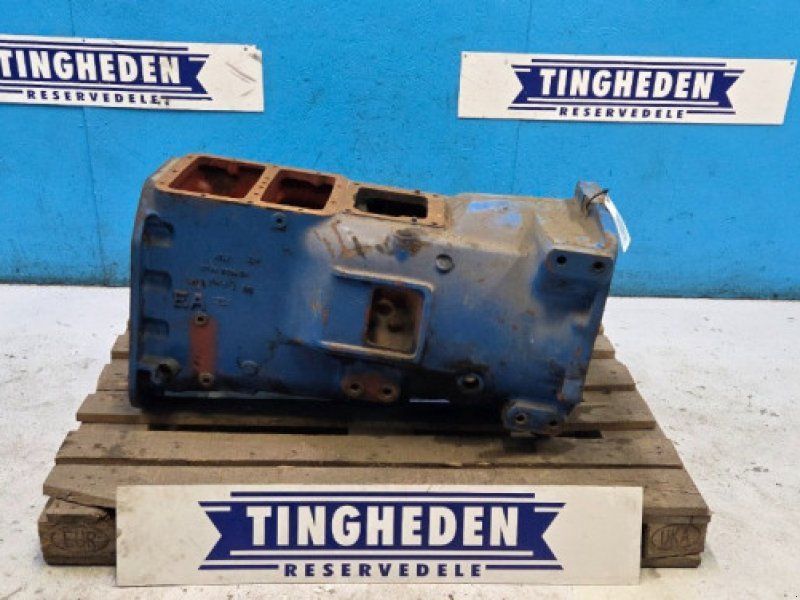 Ford 8210