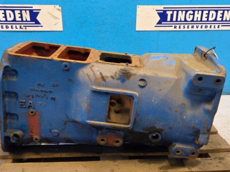 Ford 8210