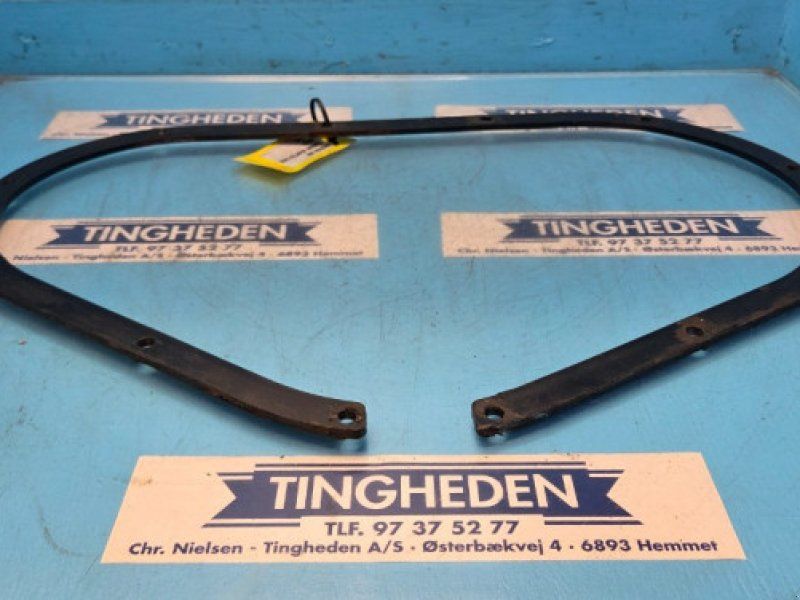 MacDon D60