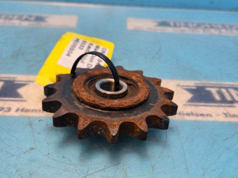 MacDon D60
