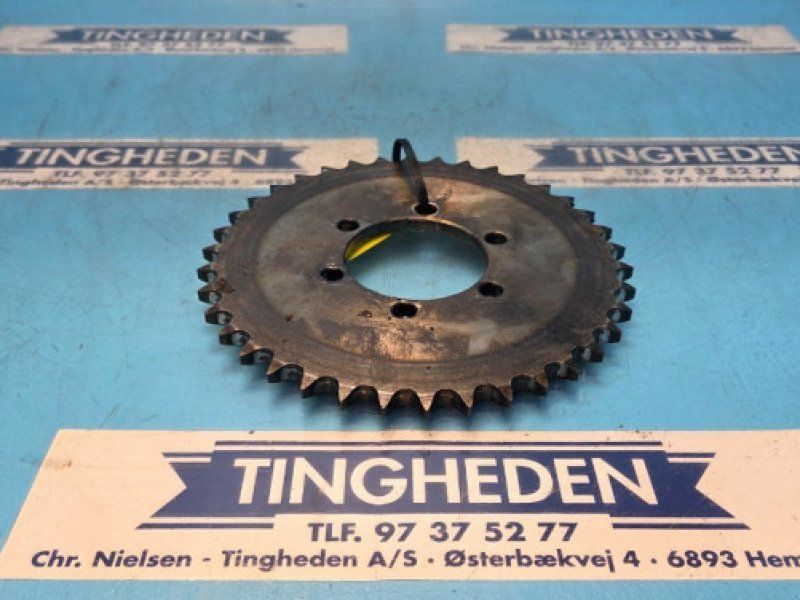 MacDon D60