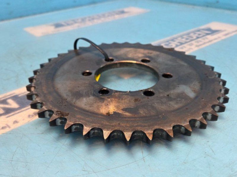 MacDon D60