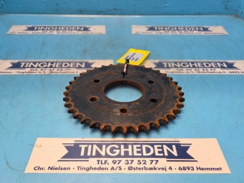 MacDon D60