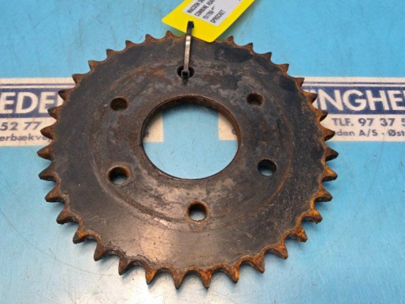 MacDon D60