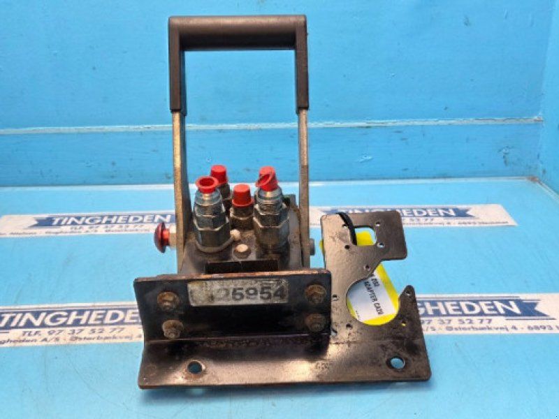 MacDon D60
