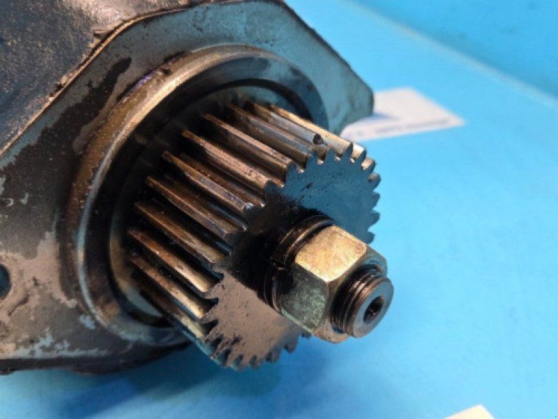 MacDon D60