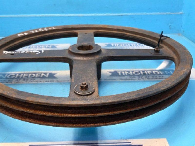Massey Ferguson 7256