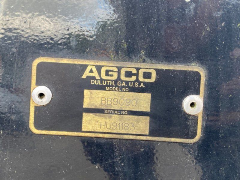 New Holland BB9090