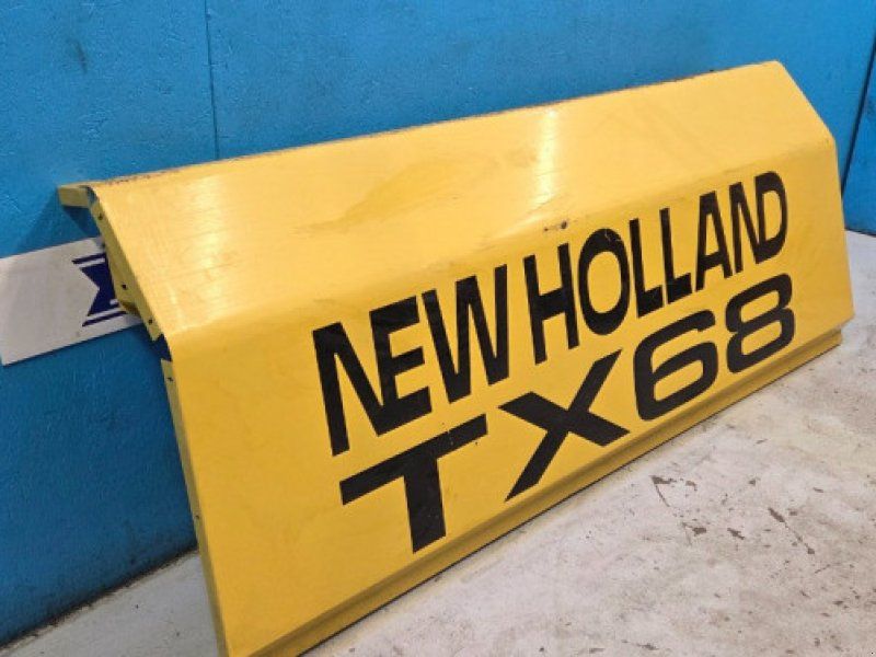 New Holland TX68