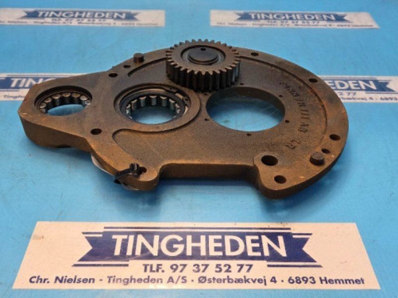 New Holland 8340