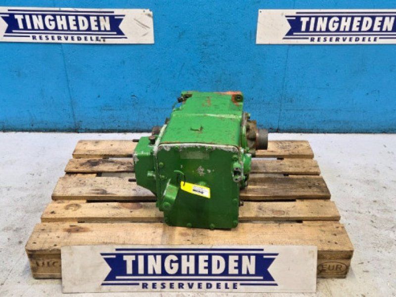John Deere 1170