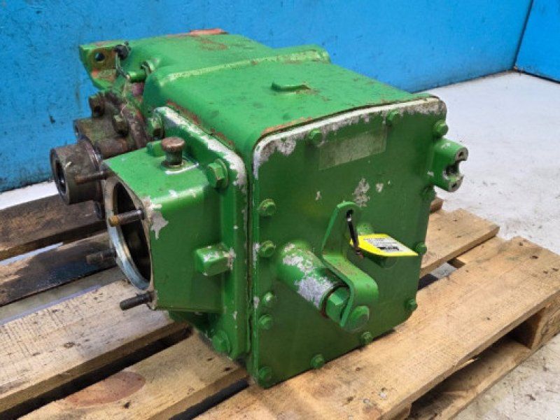 John Deere 1170