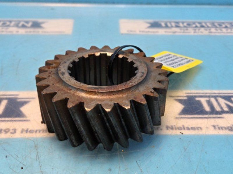 Ford 8260