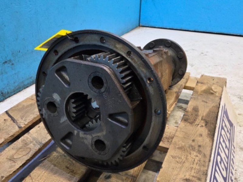 New Holland M115