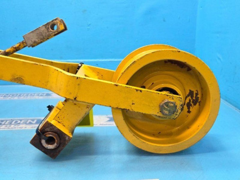New Holland TX68