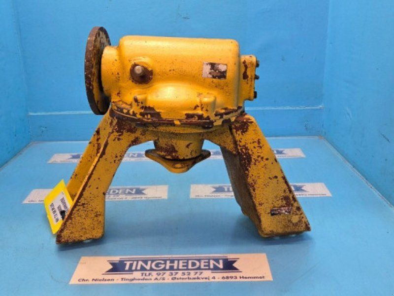 New Holland TX68