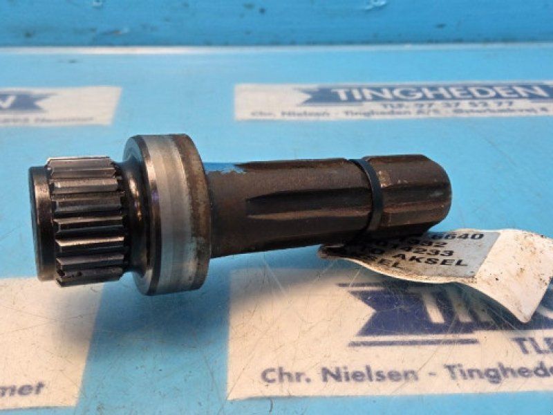 Ford 6640