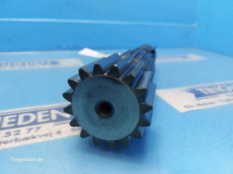 Ford 4600