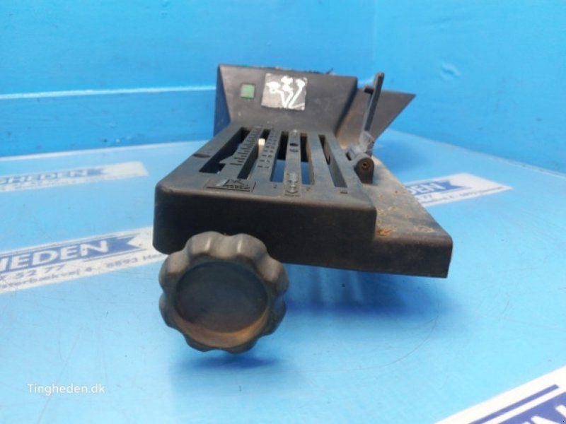 John Deere 3040