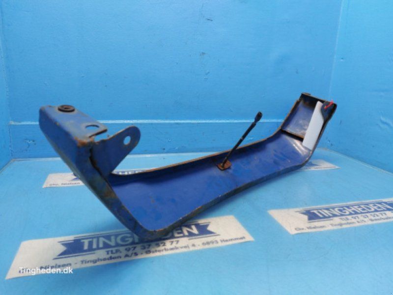 Ford 7710