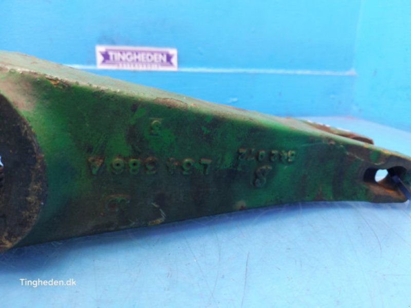 John Deere 3040
