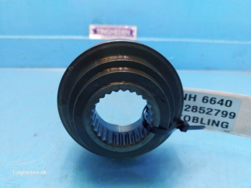 New Holland 6640