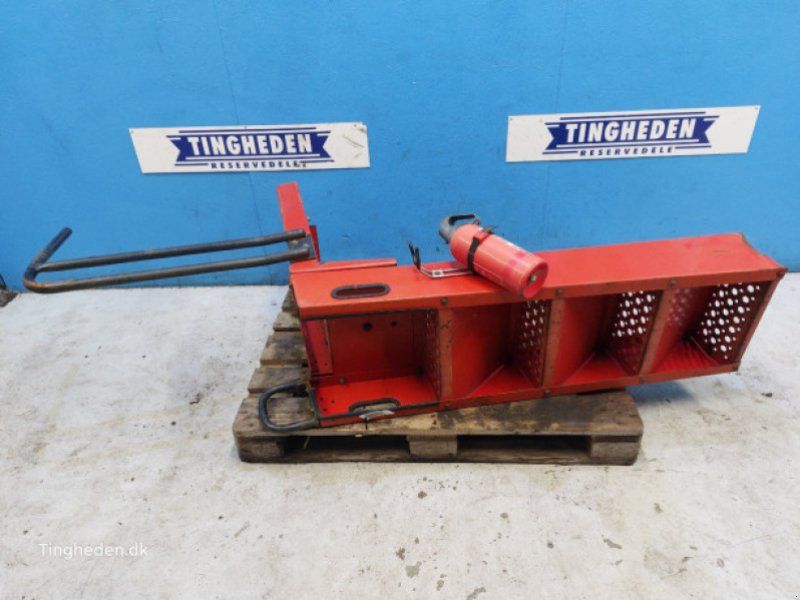 Massey Ferguson 32