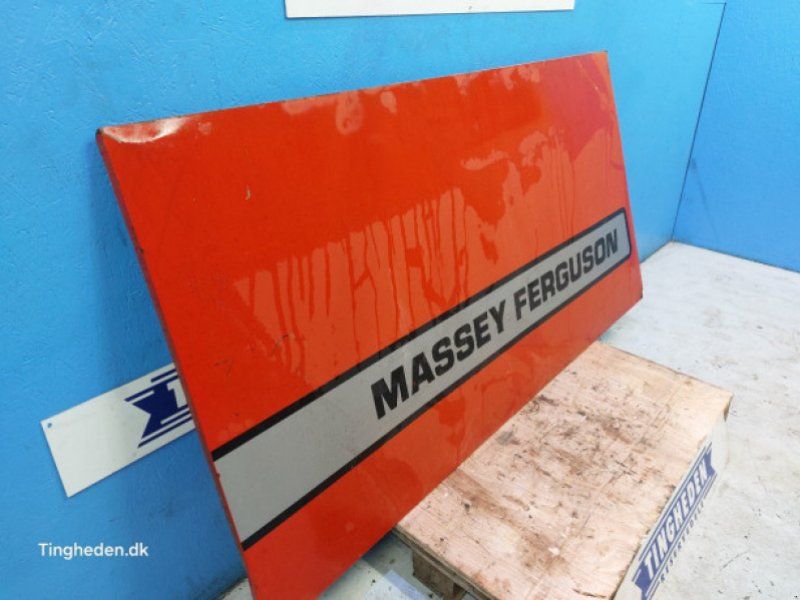 Massey Ferguson 32