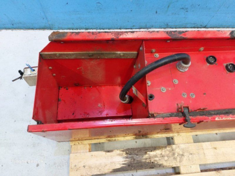 Massey Ferguson 32