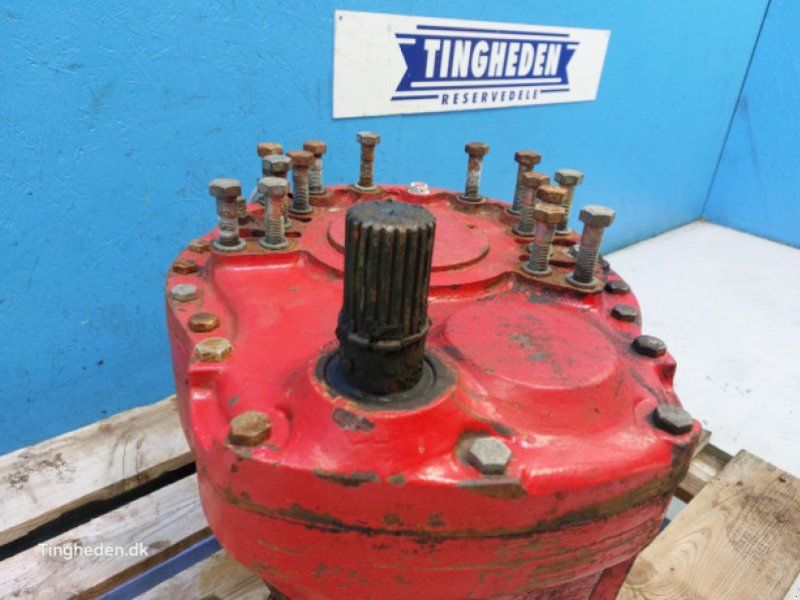 Massey Ferguson 32