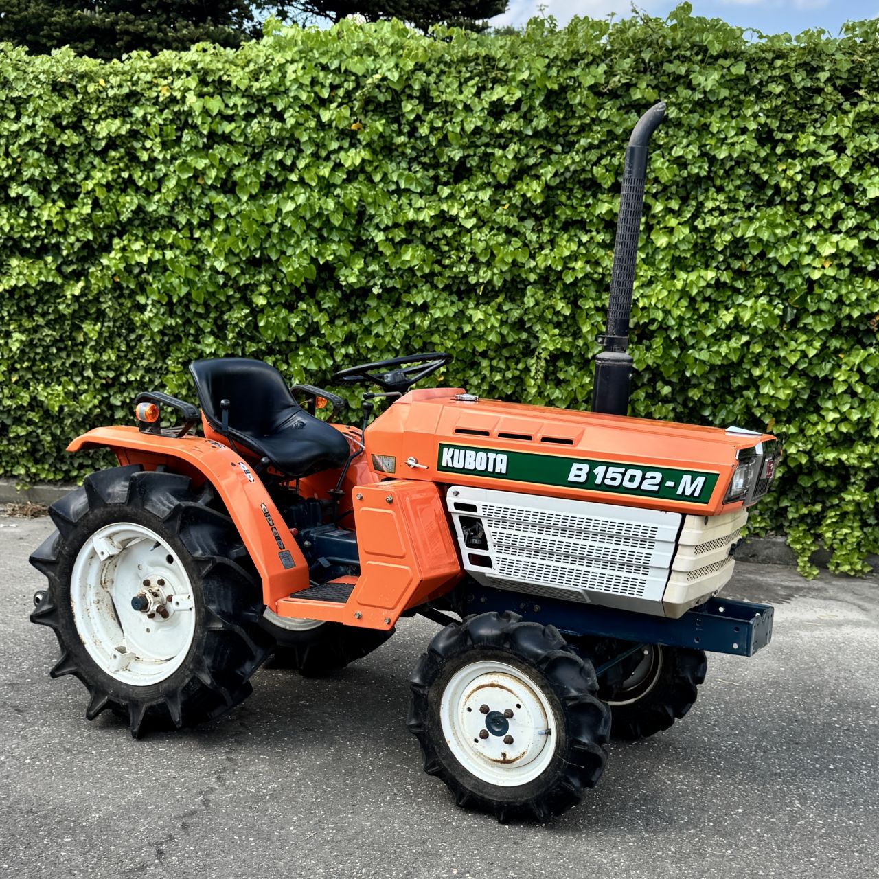 Zeer nette Kubota B1502 ( MARGE TRACTOR )