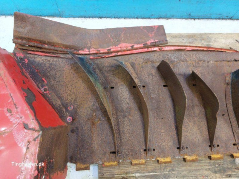 Massey Ferguson 32