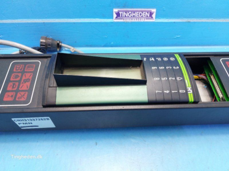 Case CF80