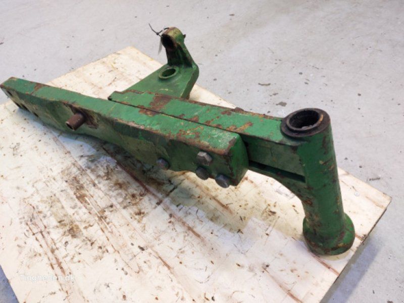 John Deere 2040