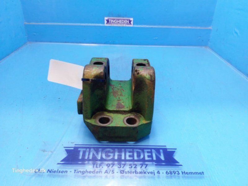 John Deere 4040