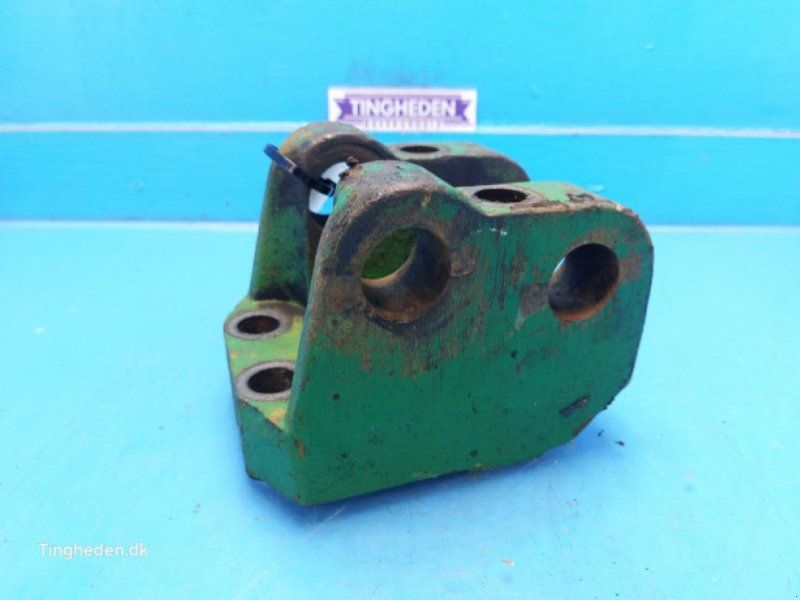 John Deere 4040