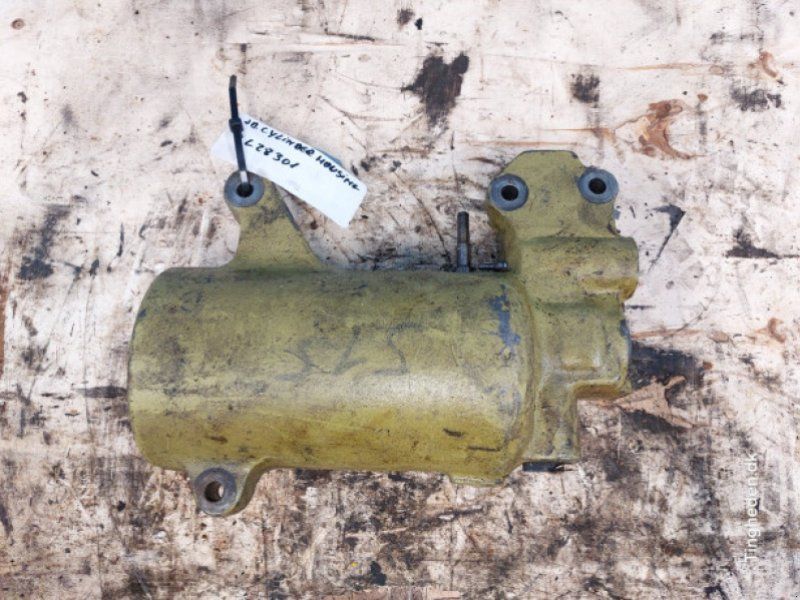 John Deere 2141