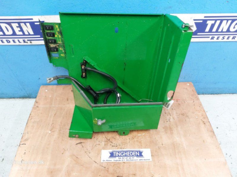 John Deere T660i