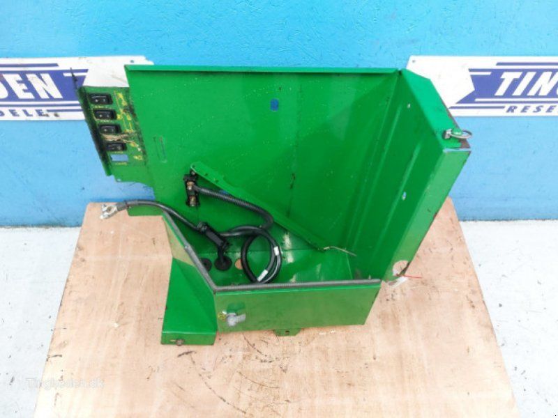 John Deere T660i