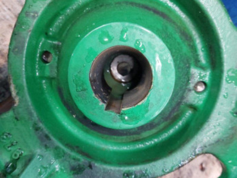 John Deere T660i
